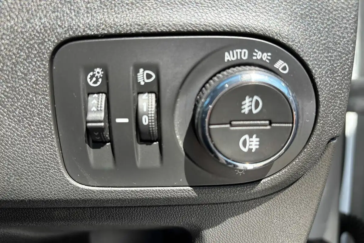 2019-vauxhall-crossland-x-12i-se-big-21