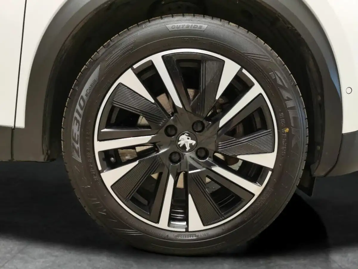 2020-peugeot-2008-suv-e-gt-line-big-30