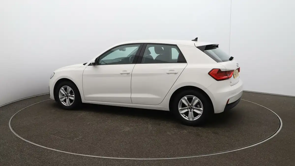 2021-audi-a1-10-30-tfsi-technik-110ps-big-38
