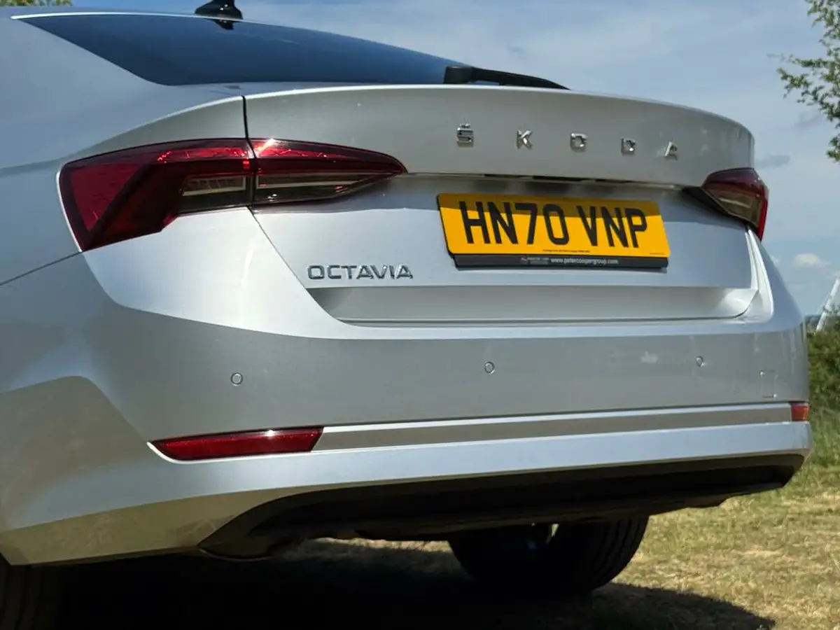 2020-skoda-octavia-15-tsi-se-first-edition-hatchback-big-14