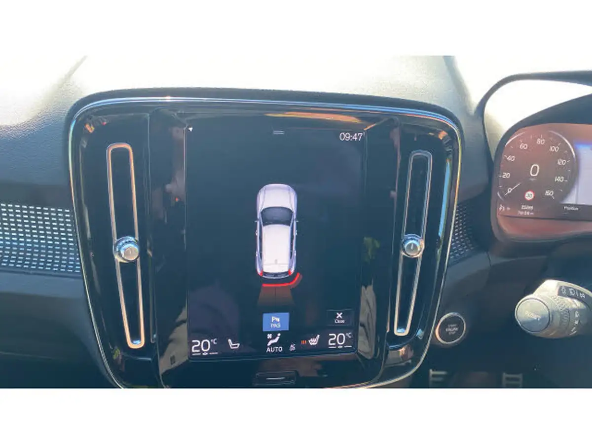 2022-volvo-xc40-15-t5-r-design-pro-big-31