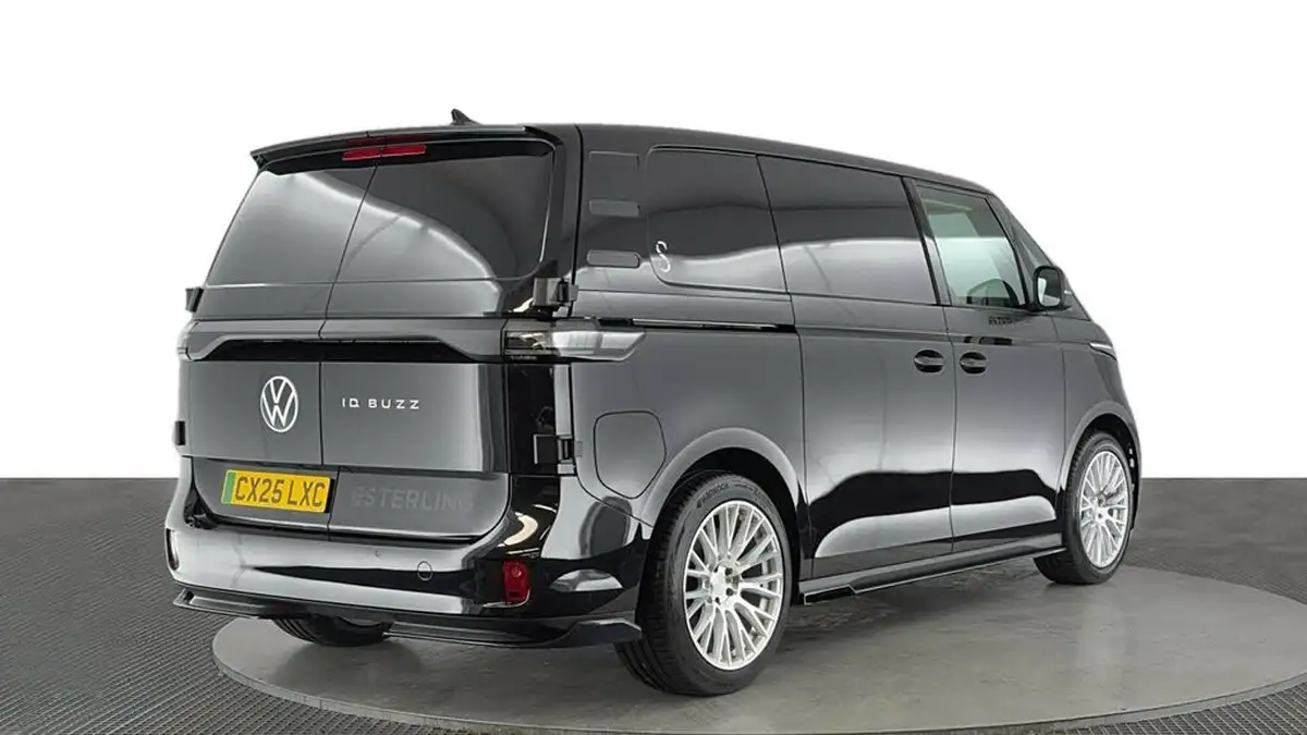 2025-volkswagen-id-buzz-cargo-e-commerce-286ps-79kwh-big-3