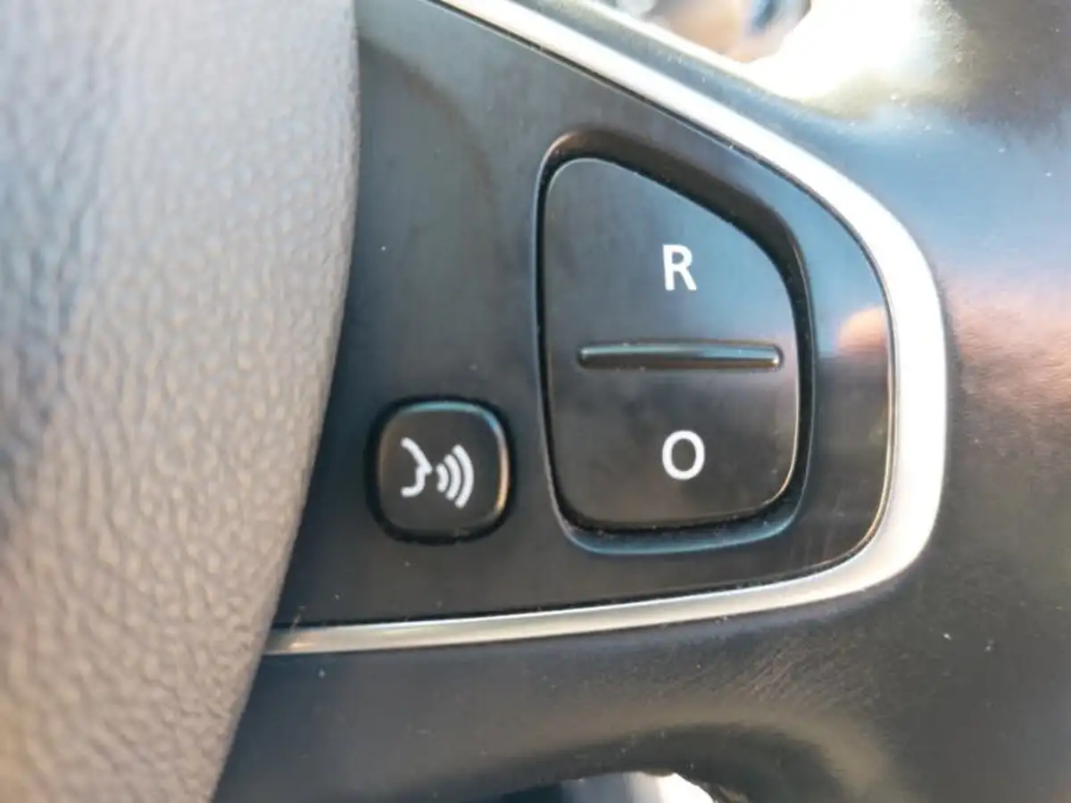 2018-renault-captur-15dci-gt-line-edc-auto-big-17