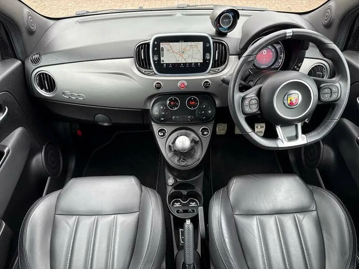 2020-abarth-595-14-tjet-turismo-big-10