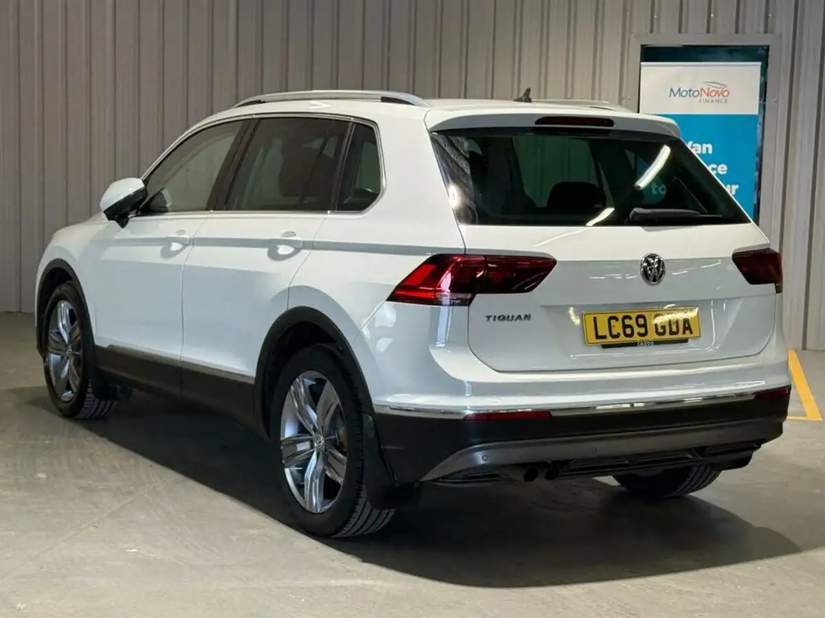 2019-volkswagen-tiguan-15-tsi-sel-big-1