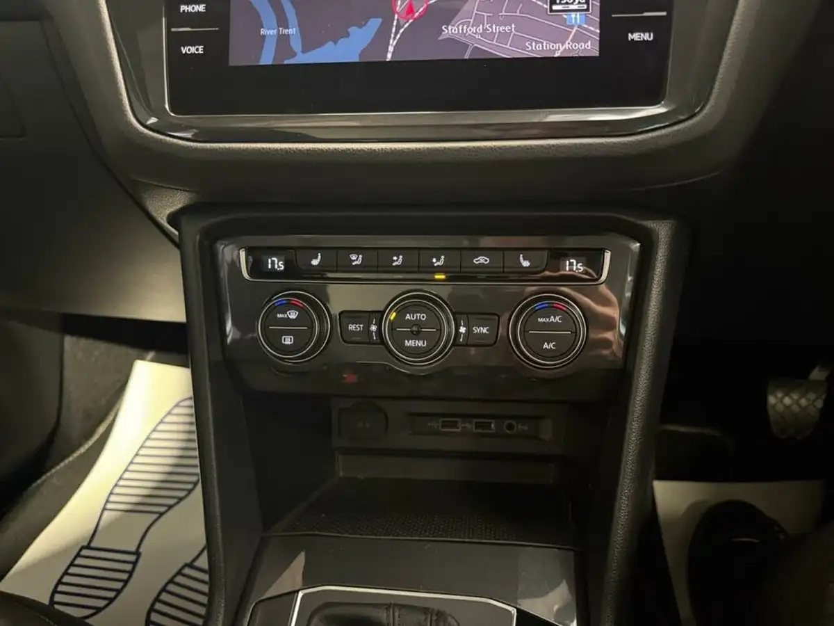 2019-volkswagen-tiguan-15-tsi-sel-big-25