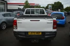 2021-toyota-hi-lux-24d-4d-active-150hpeu6dt-e-single-pick-up-small-4