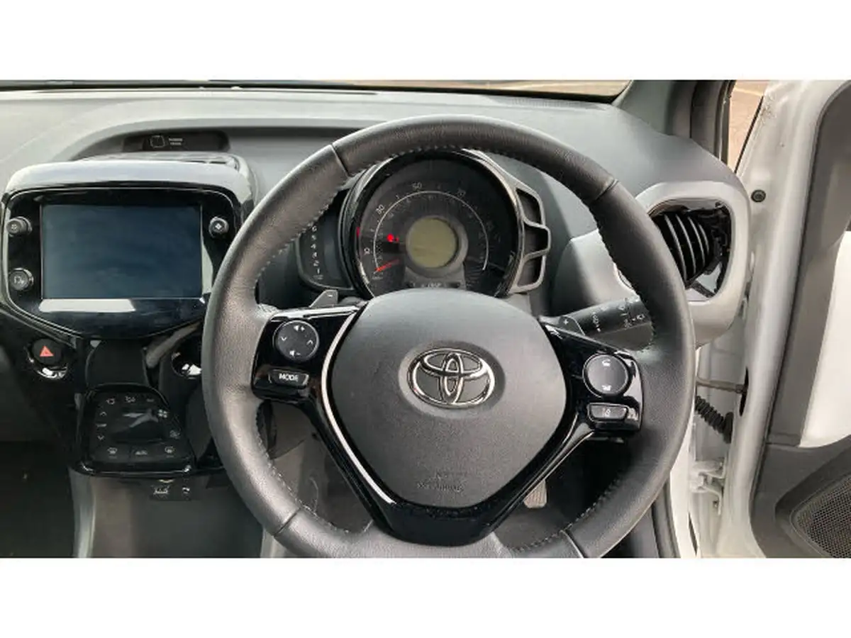 2021-toyota-aygo-10-vvt-i-x-trend-tss-x-shift-big-7