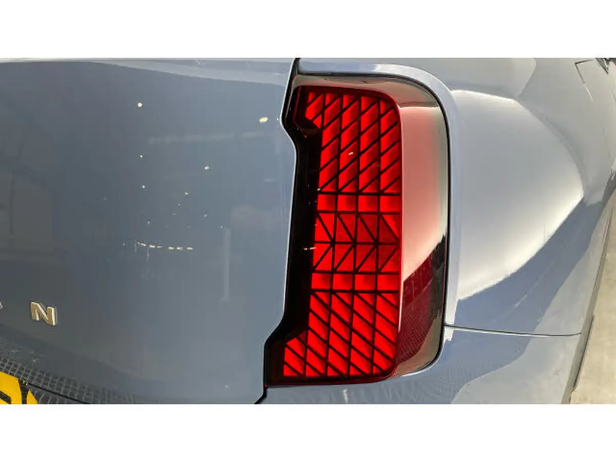 2024-mini-countryman-e-cooper-e-exclusive-big-21