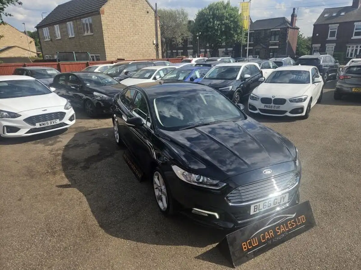 2017-ford-mondeo-20tdci-titanium-180ps-hatchback-powershift-big-9