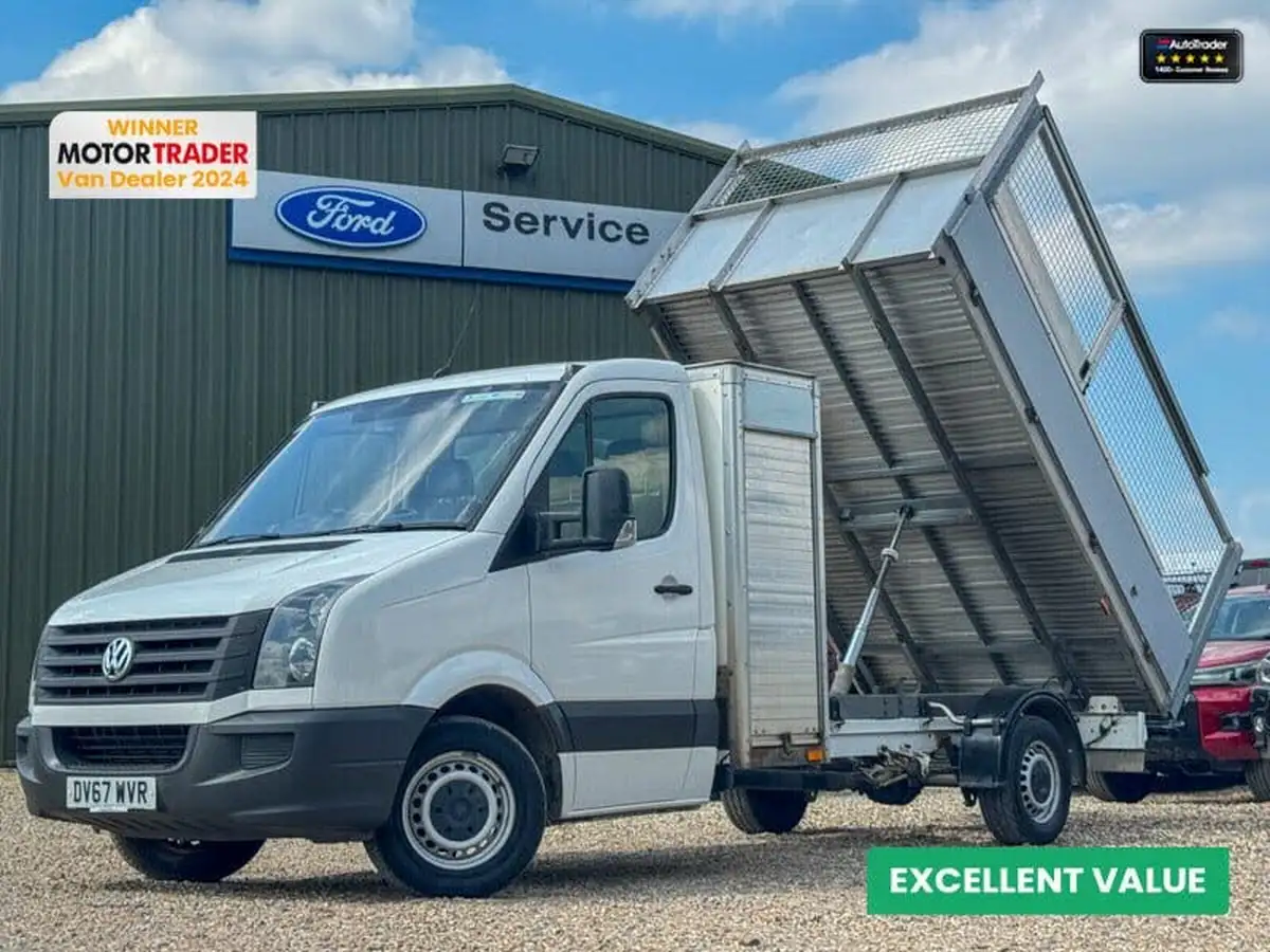 2017-volkswagen-crafter-20td-cr35-lwb-140pseu6-bmt-chassis-cab-big-0