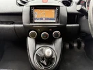 2013-mazda-mazda2-13-venture-small-9