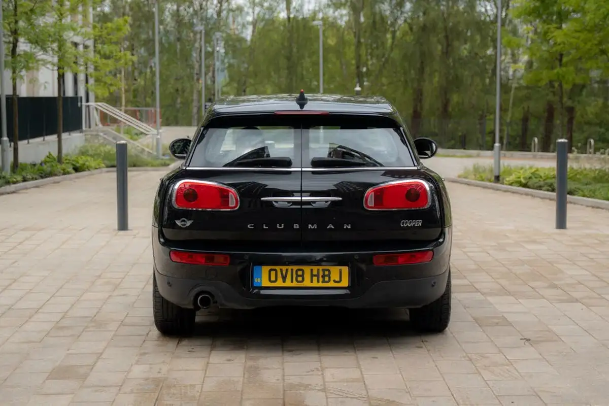 2018-mini-clubman-15-cooper-ss-big-19