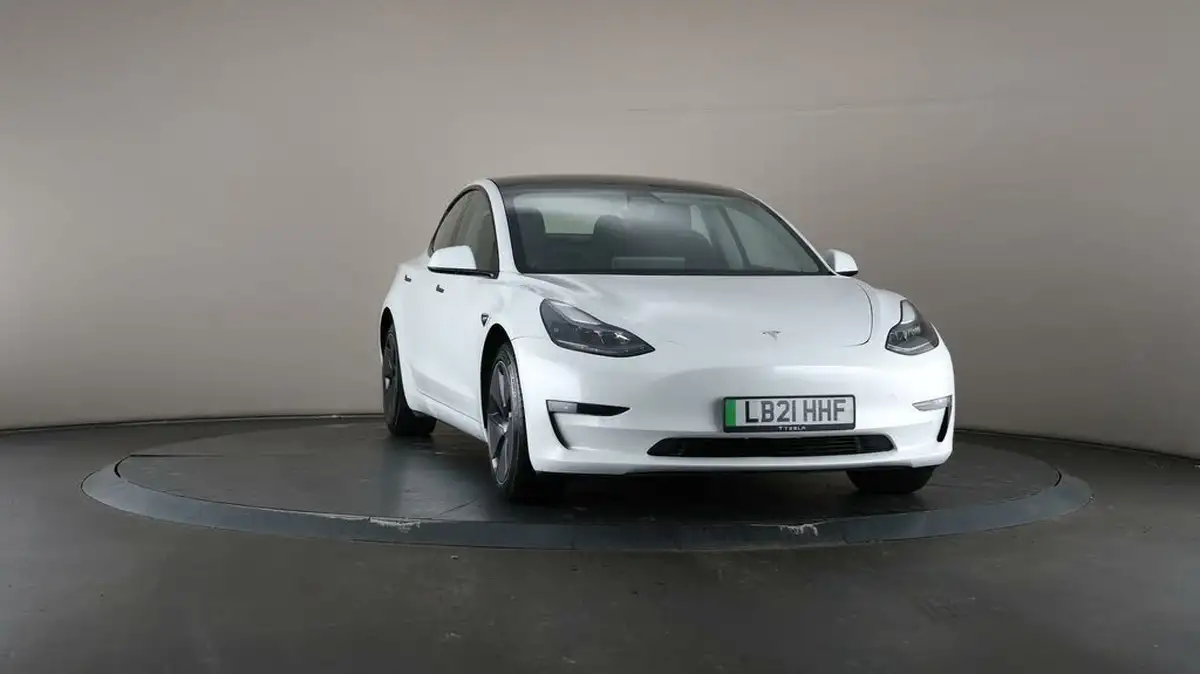 2021-tesla-model-3-e-long-range-4x4-big-50
