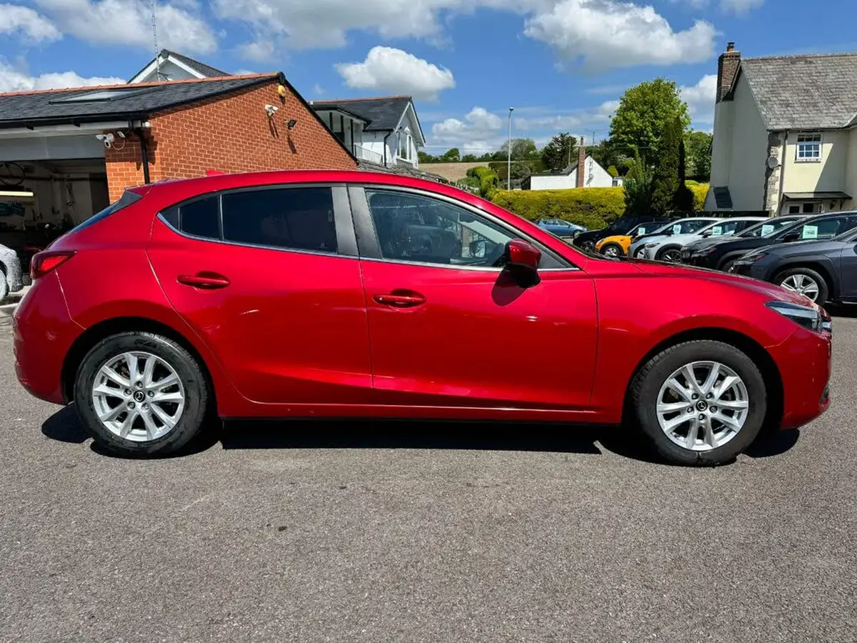 2018-mazda-mazda3-20-se-l-nav-hatchback-5d-big-2