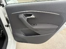 2015-volkswagen-polo-small-15
