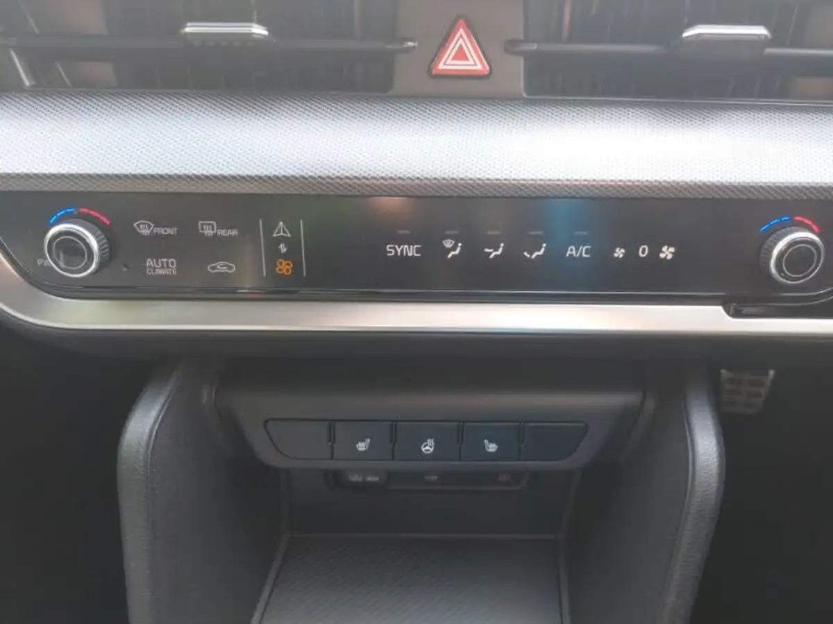 2024-kia-sportage-16-t-gdi-gt-line-148bhp-big-14