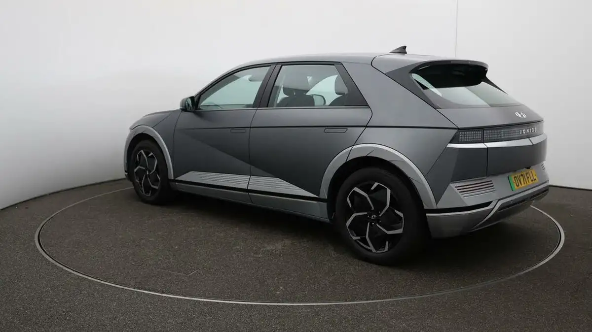 2021-hyundai-ioniq-5-e-premium-217ps-73kwh-rwd-big-62