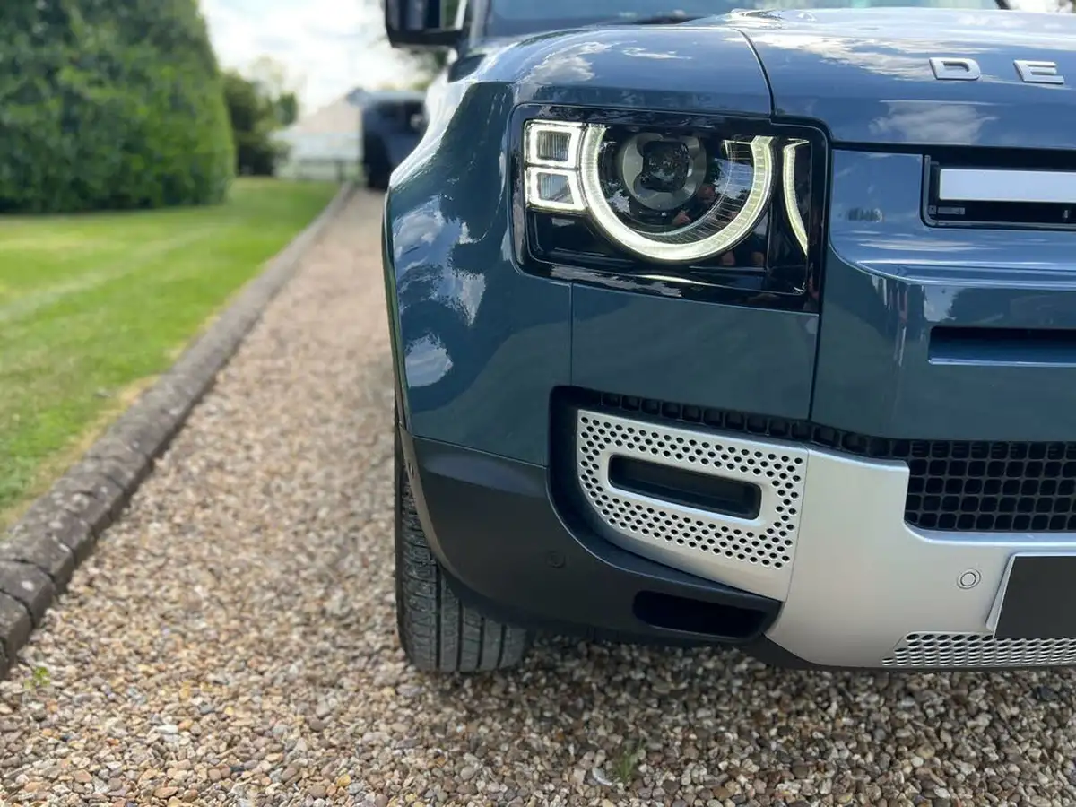2025-land-rover-90-defender-30-d250-hard-top-s-90-250pseu6e-big-6