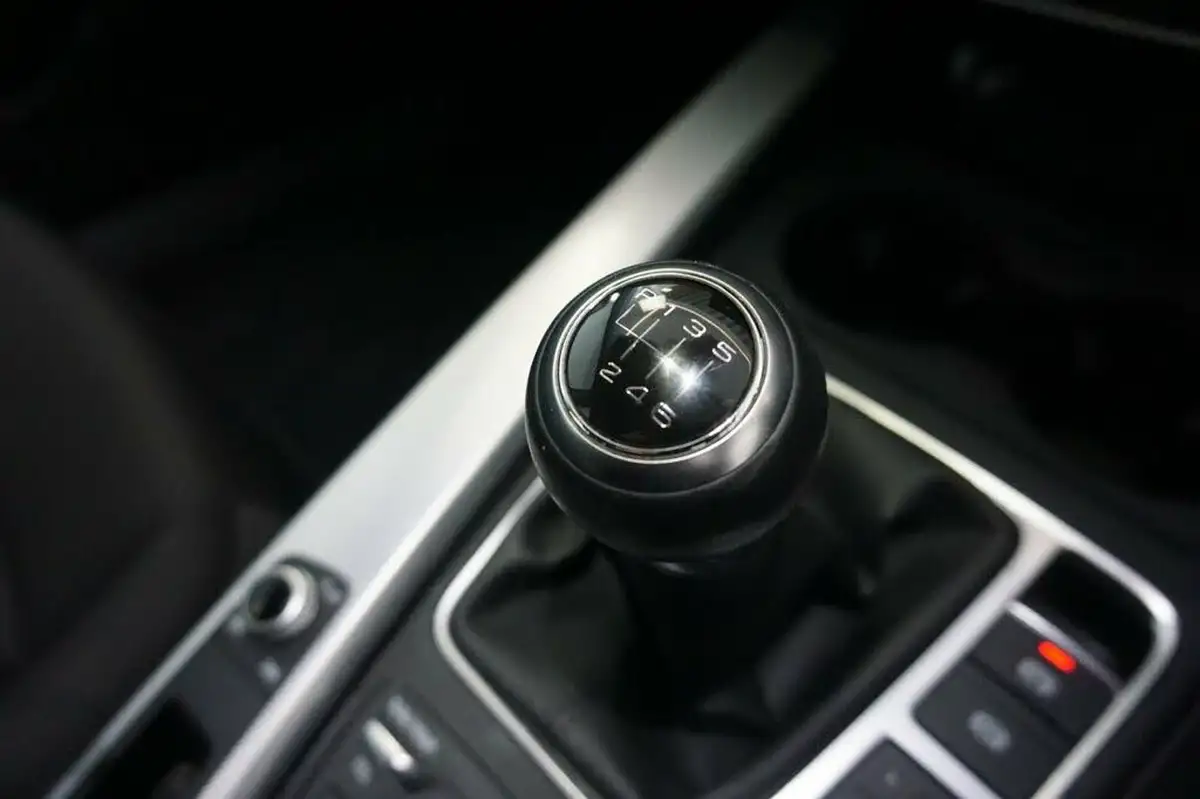 2019-audi-a4-20-35-tfsi-se-big-34