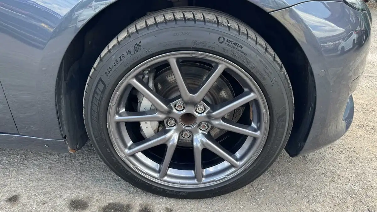 2020-tesla-model-3-e-standard-plus-big-38