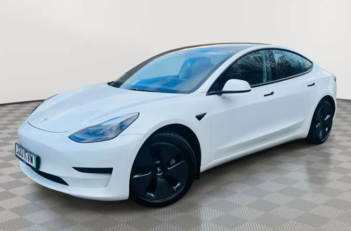 2021-tesla-model-3-e-standard-plus-big-3