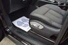2022-porsche-macan-20-small-11