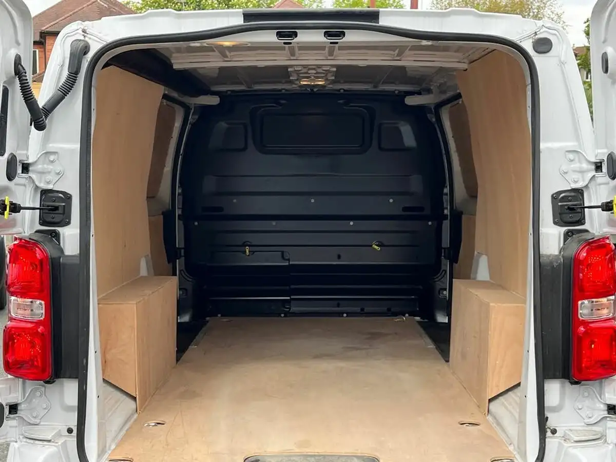 2024-vauxhall-vivaro-20td-xl-pro-big-9
