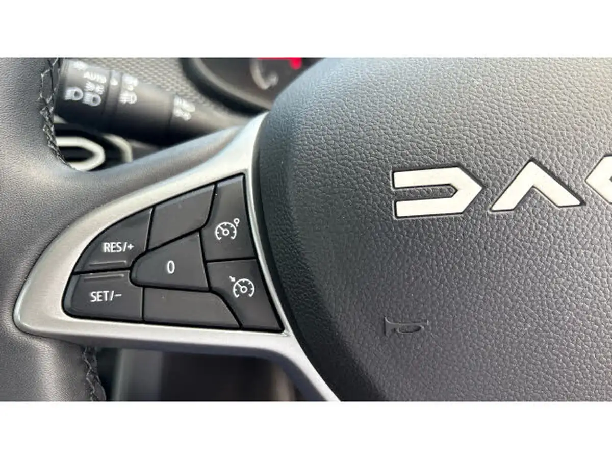 2024-dacia-sandero-10-tce-journey-90bhp-big-28