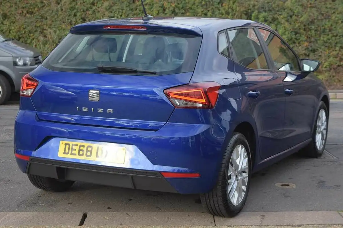 2018-seat-ibiza-10-tsi-se-technology-big-10