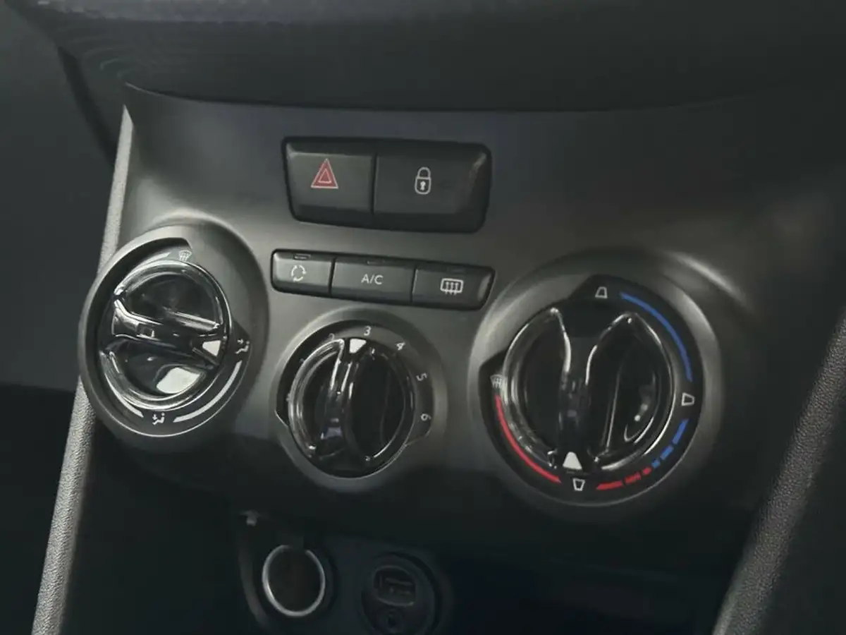 2018-peugeot-2008-suv-12-puretech-active-82bhp-ss-big-16
