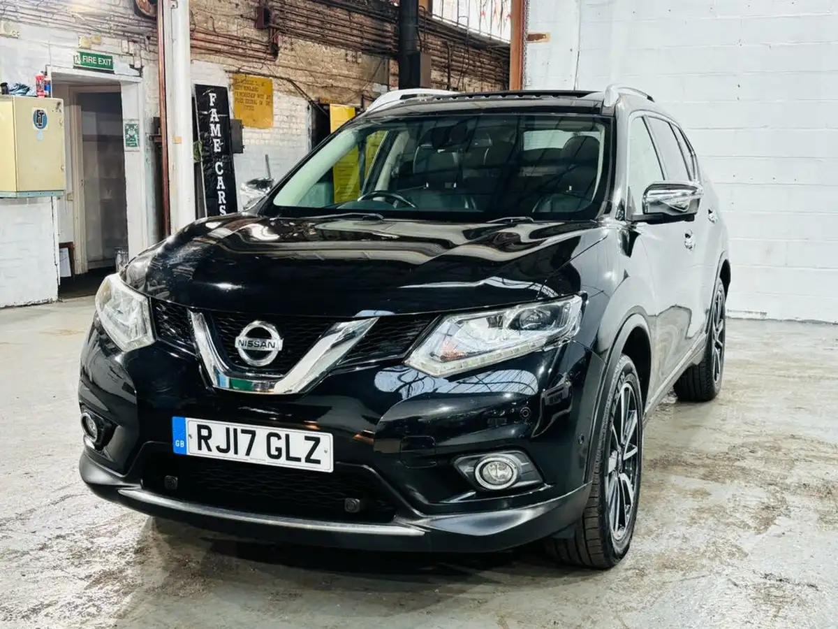 2017-nissan-x-trail-16dci-tekna-4x4-7-seat-big-2