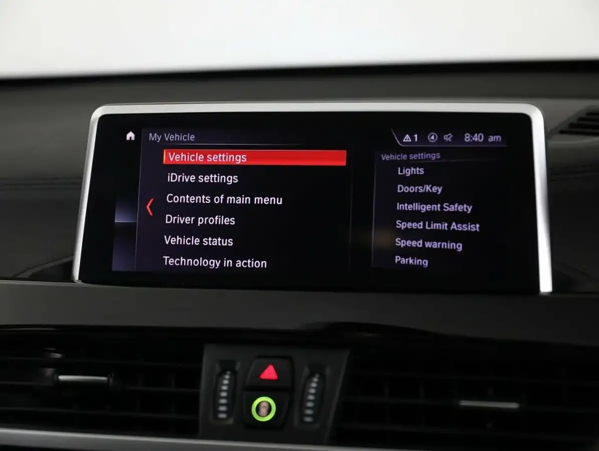2022-bmw-x1-20-sdrive20i-xline-big-44