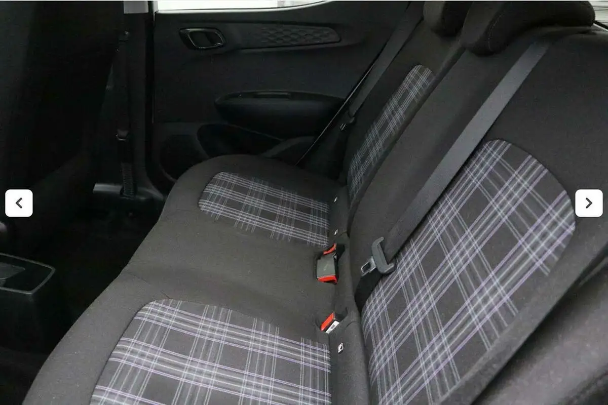 2024-hyundai-i10-10-premium-67ps-auto-big-13
