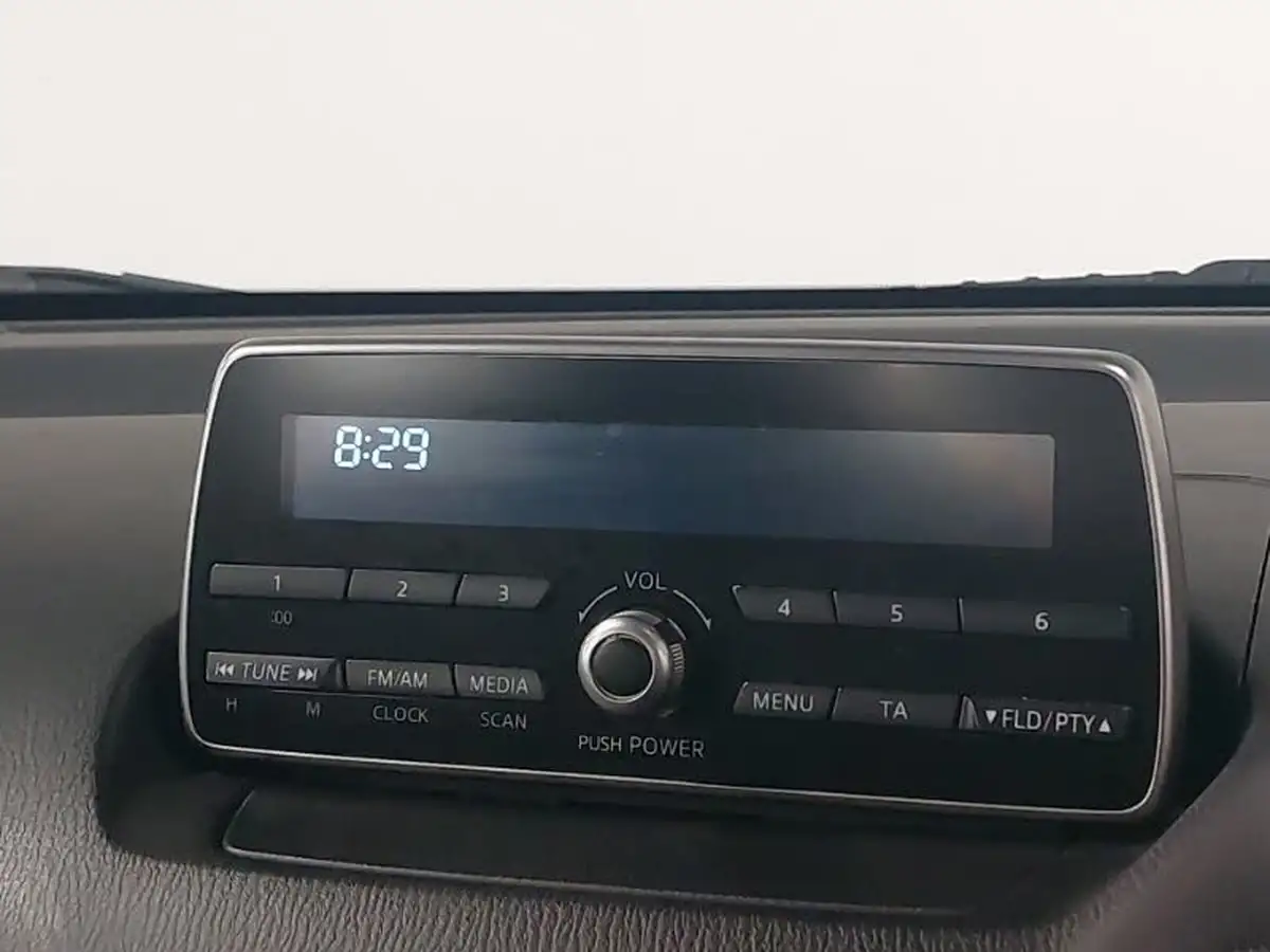 2018-mazda-mazda2-15-se-big-9