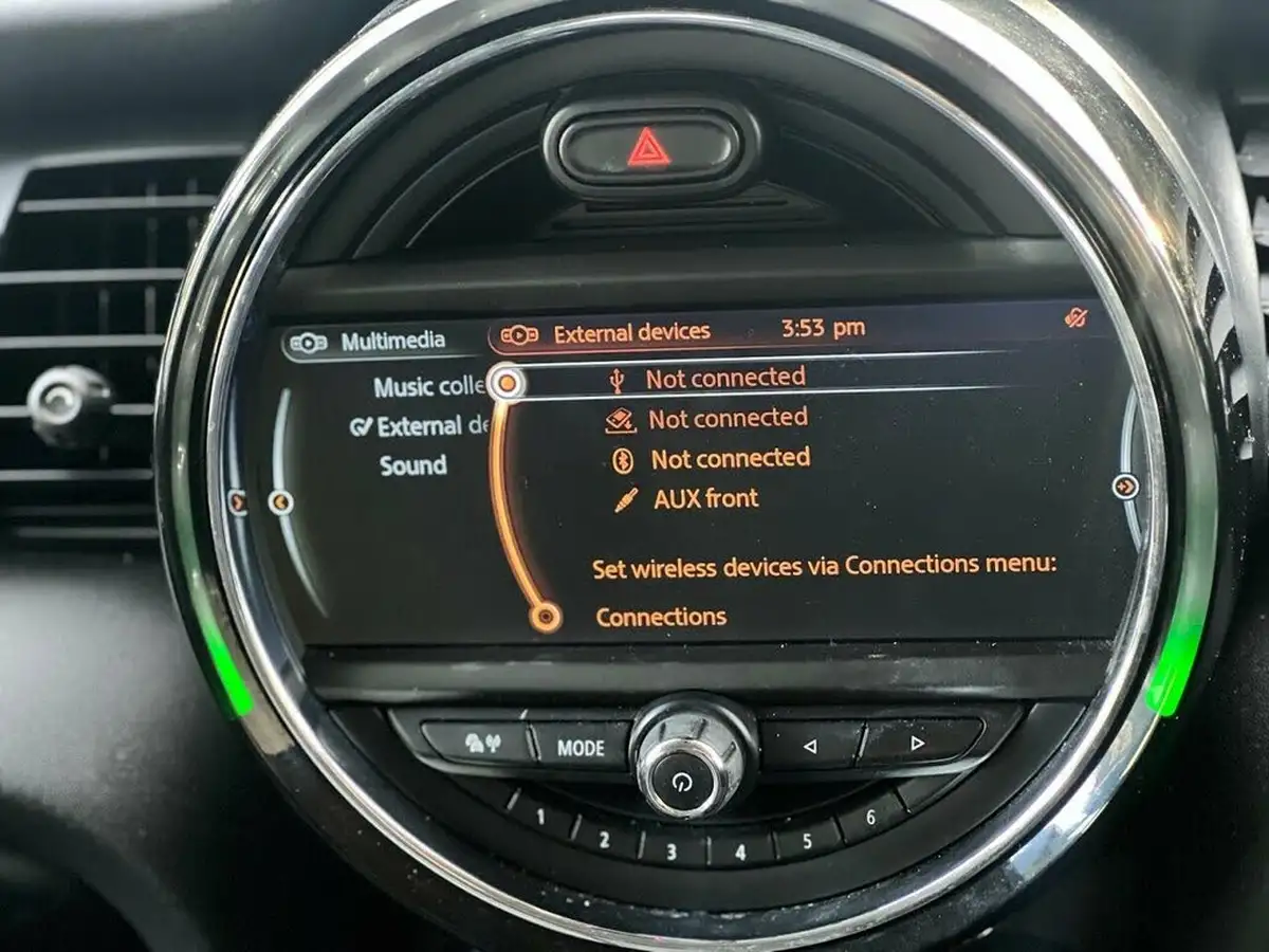 2015-mini-cooper-20-cooper-s-5d-sport-auto-big-16