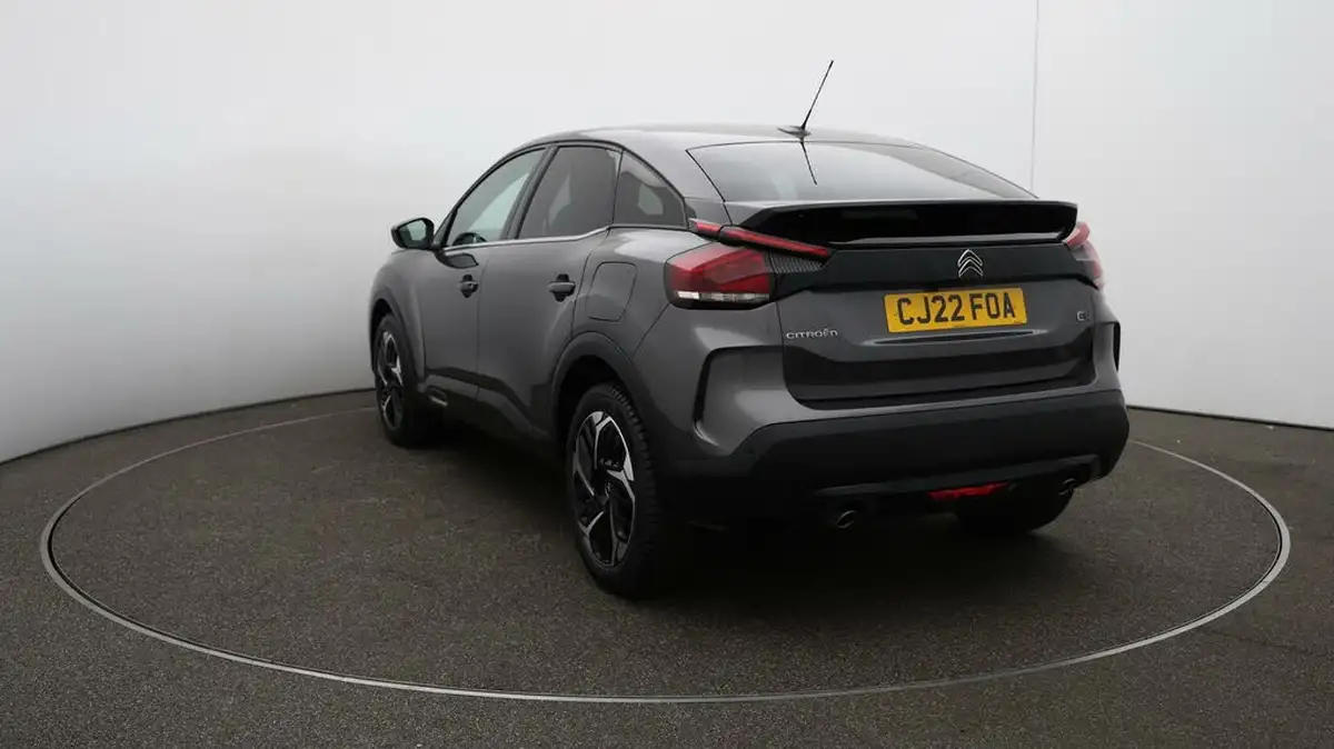 2022-citroen-c4-big-54