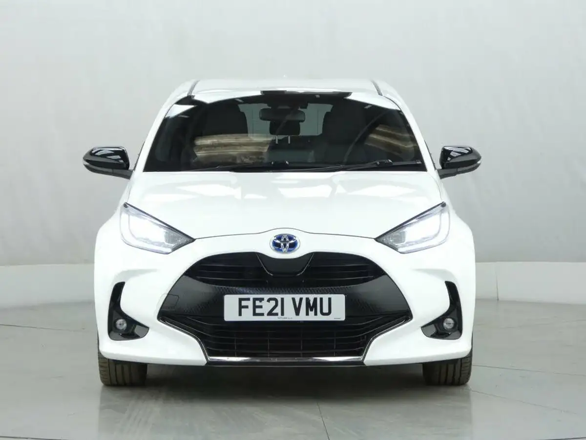 2021-toyota-yaris-15-vvt-i-dynamic-big-2