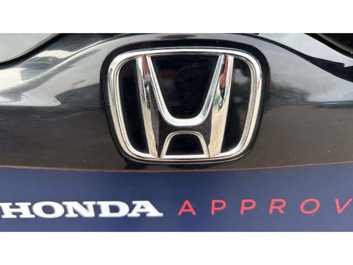 2019-honda-jazz-13-i-vtec-se-cvt-big-38
