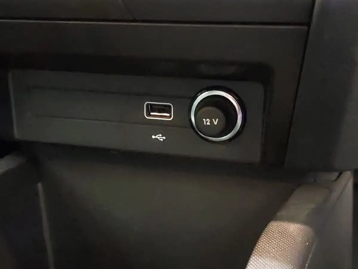 2021-skoda-fabia-10-tsi-colour-edition-95ps-big-18