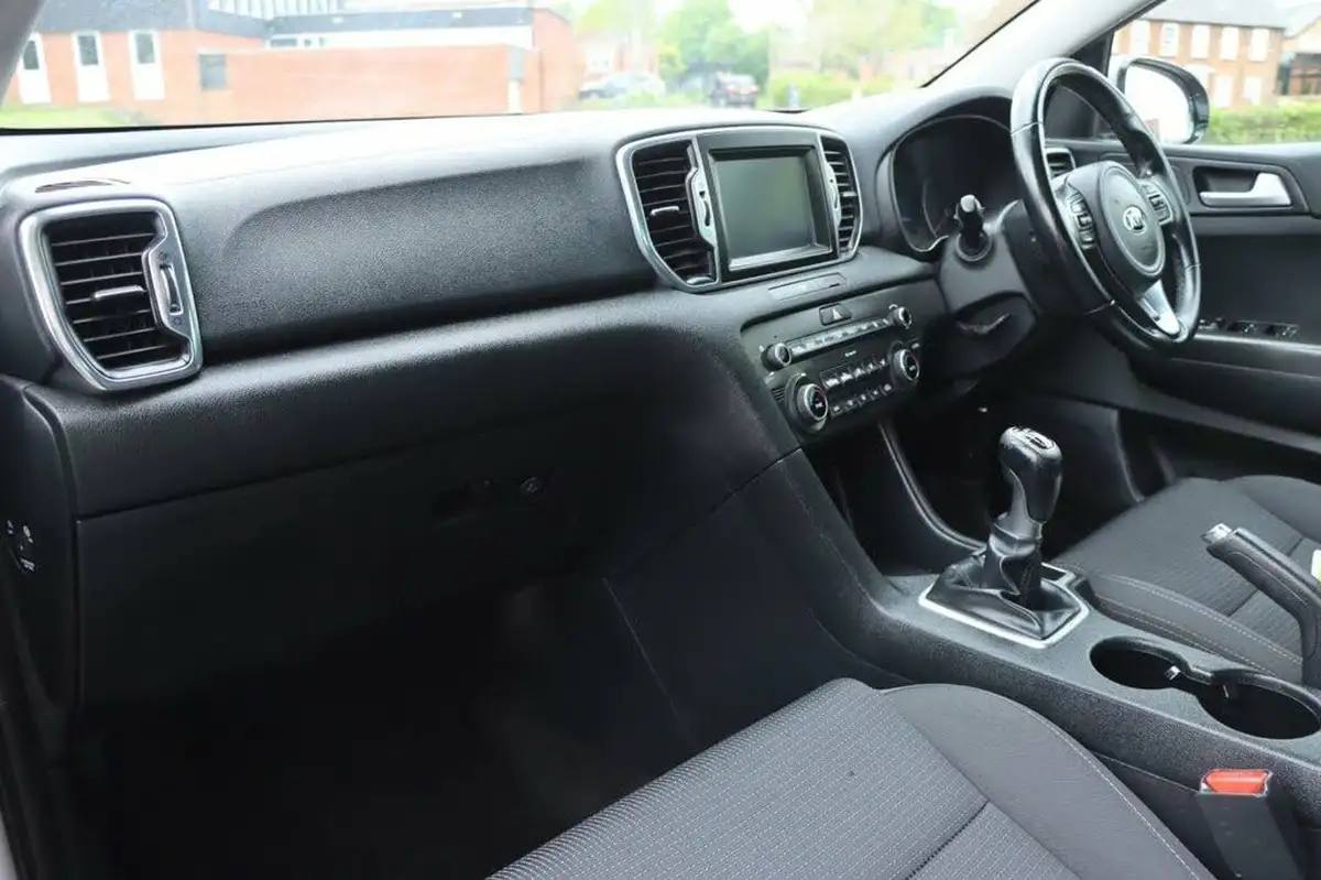 2016-kia-sportage-17crdi-2-big-16