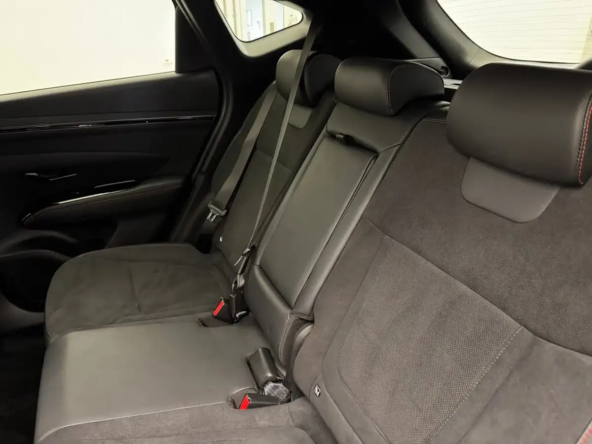 2023-hyundai-tucson-16-t-gdi-n-line-265ps-4wd-phev-auto-big-9