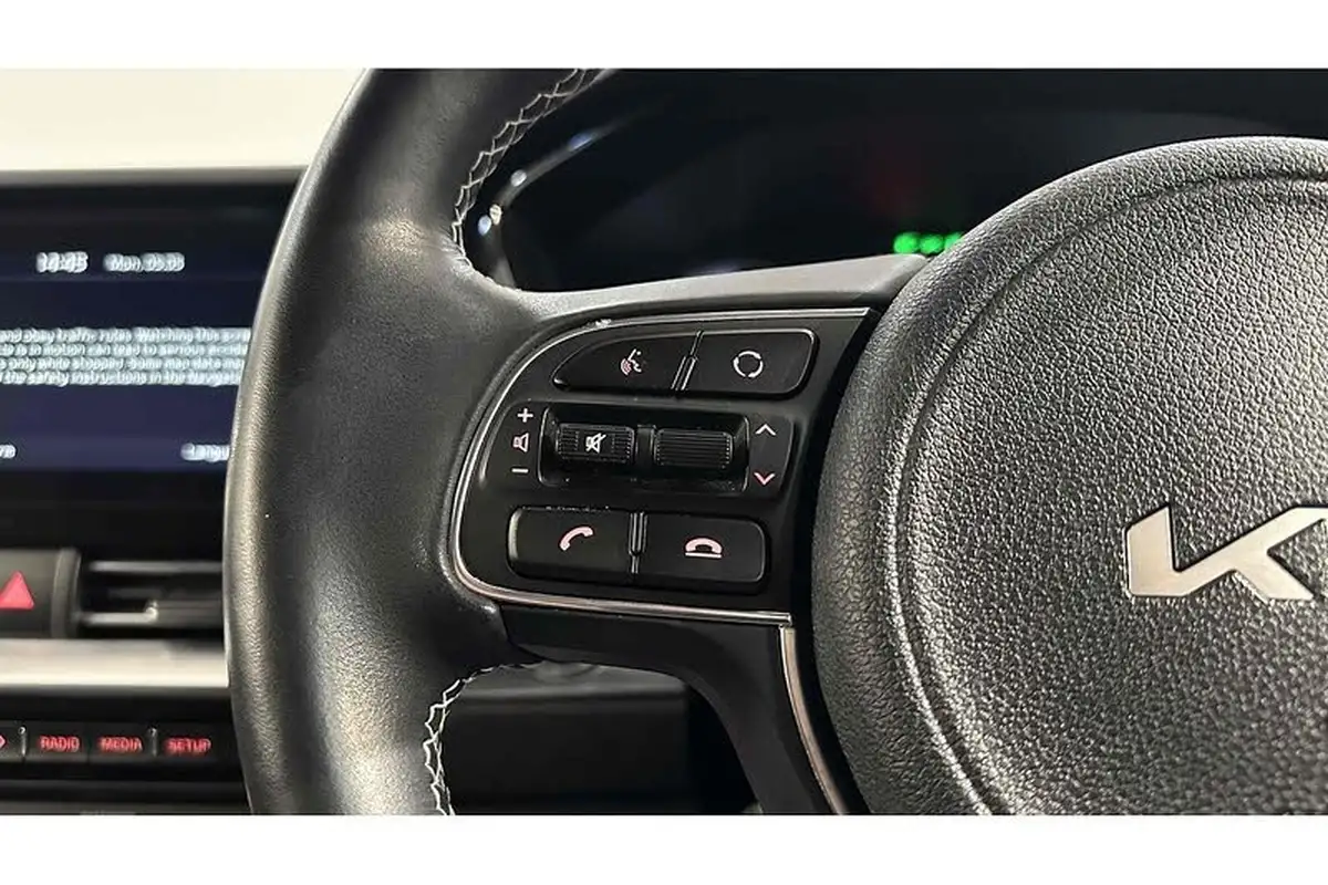 2022-kia-e-niro-ev-3-big-30