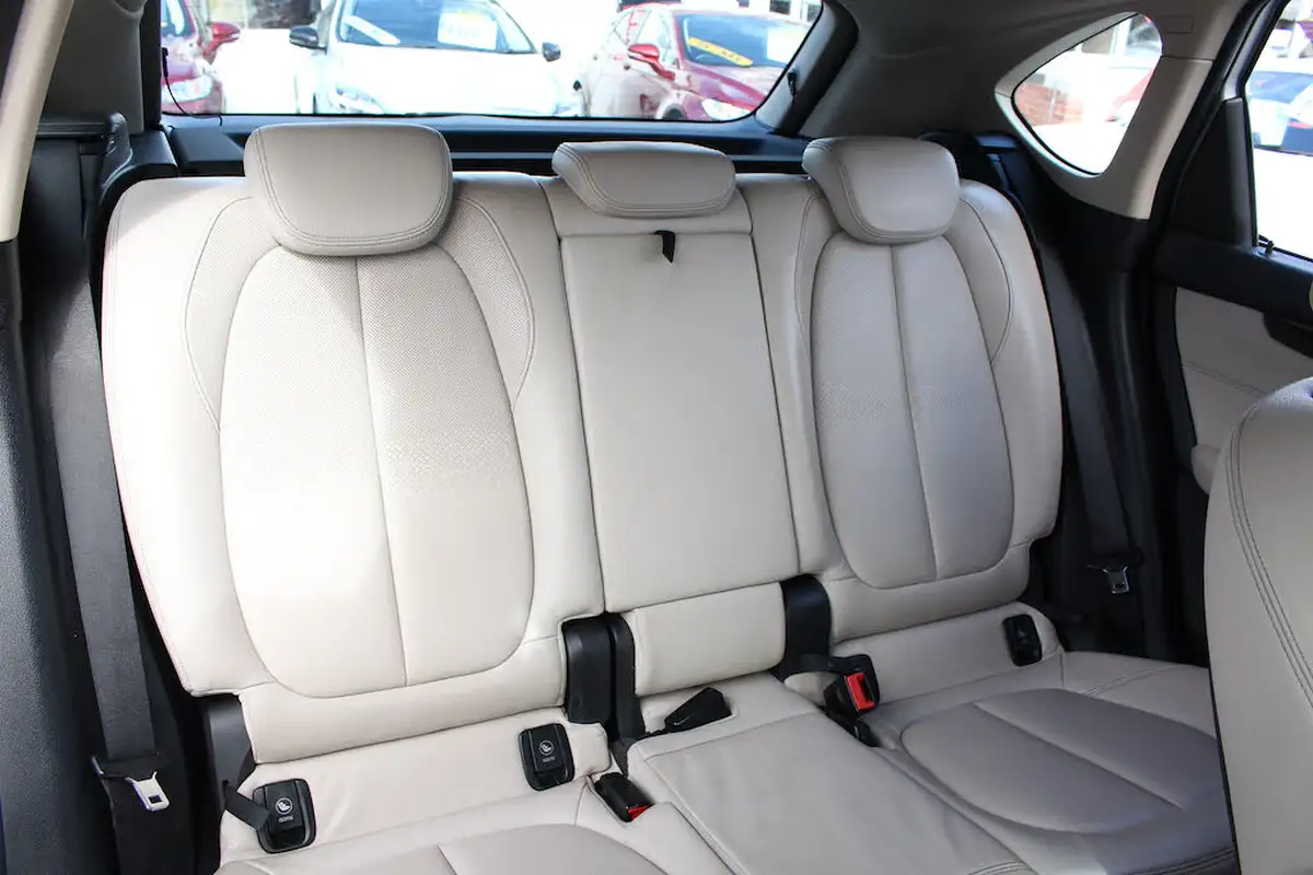 2015-bmw-2-series-15td-216d-luxury-active-big-34