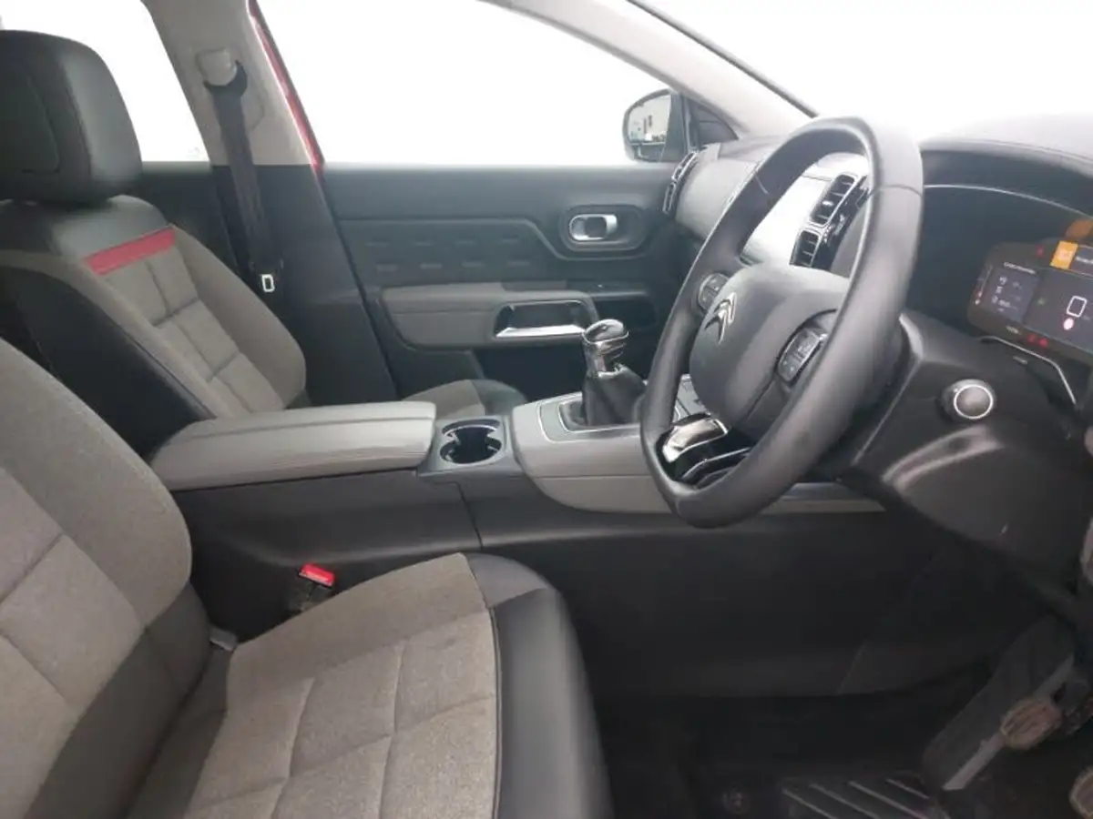 2022-citroen-c5-aircross-15bluehdi-shine-ss-big-10