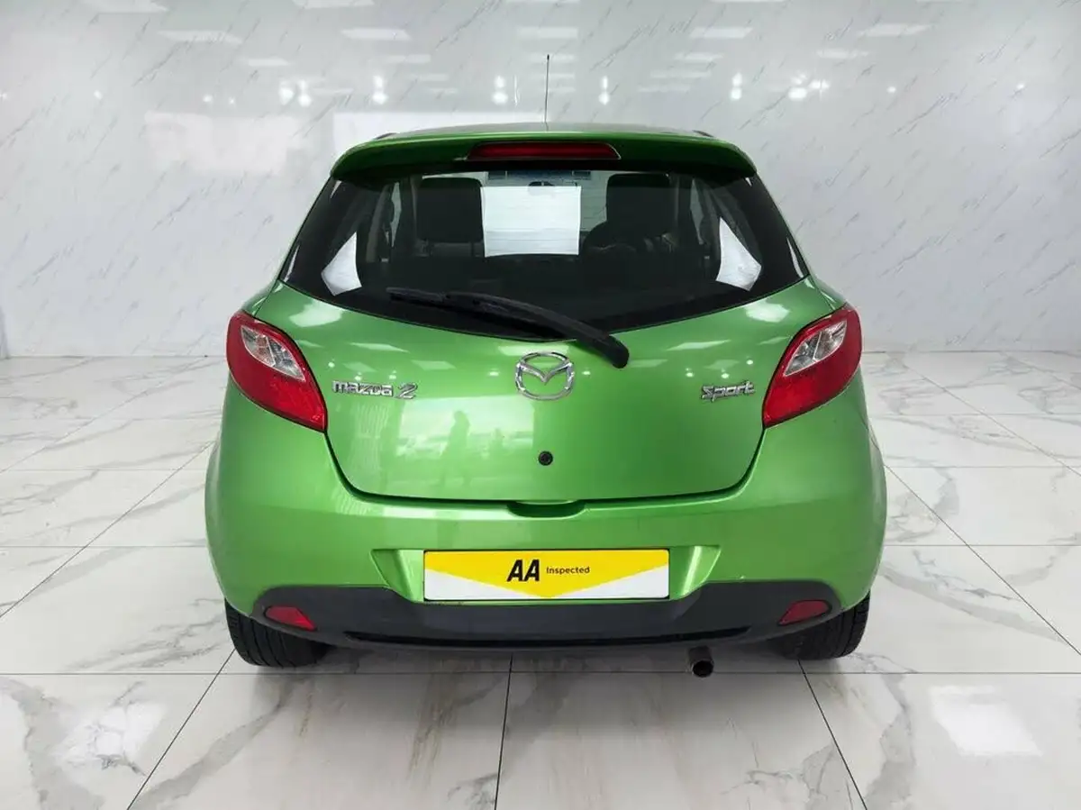 2009-mazda-mazda2-15-sport-5d-big-7