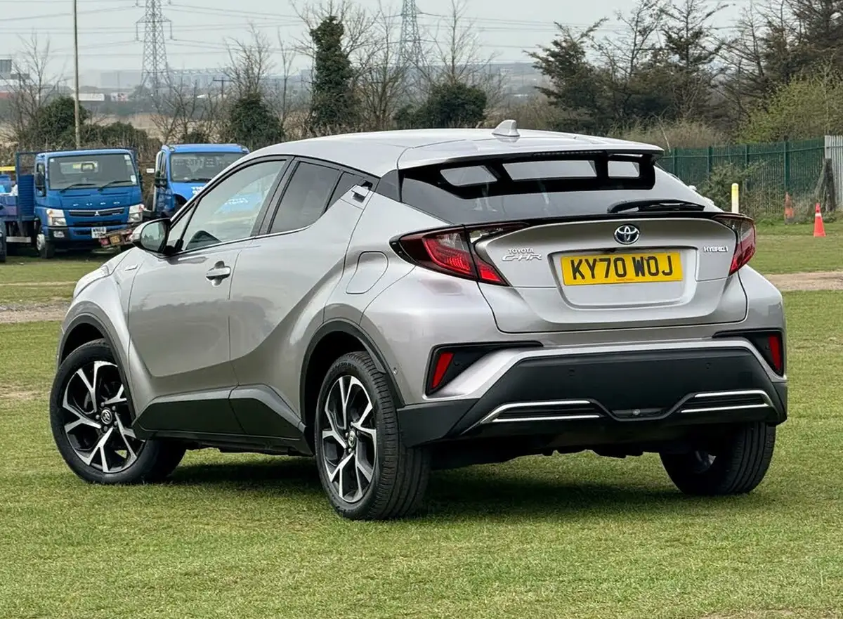 2020-toyota-c-hr-20-vvt-i-design-big-3