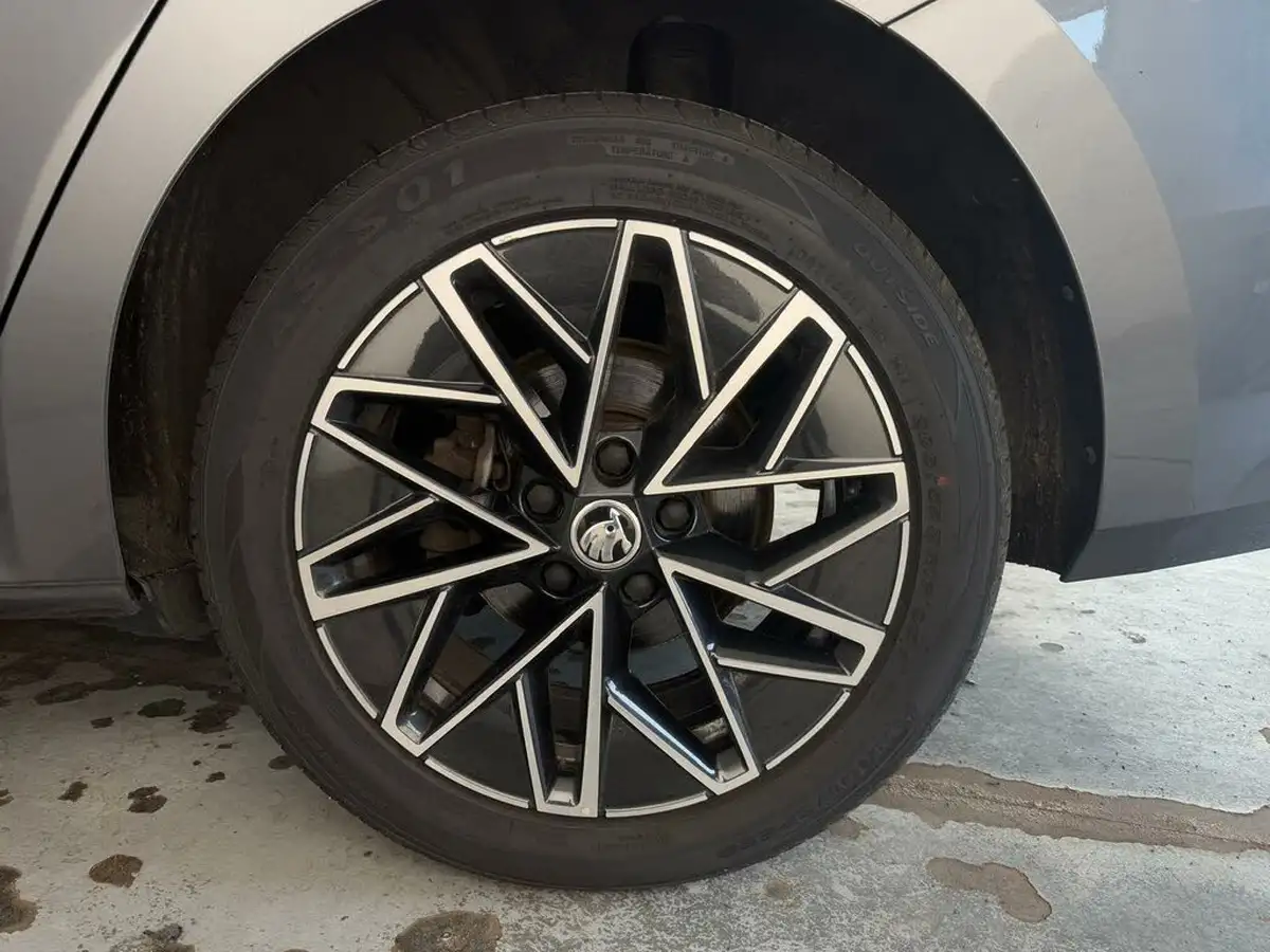 2022-skoda-octavia-14-tsi-se-l-hatchback-big-26