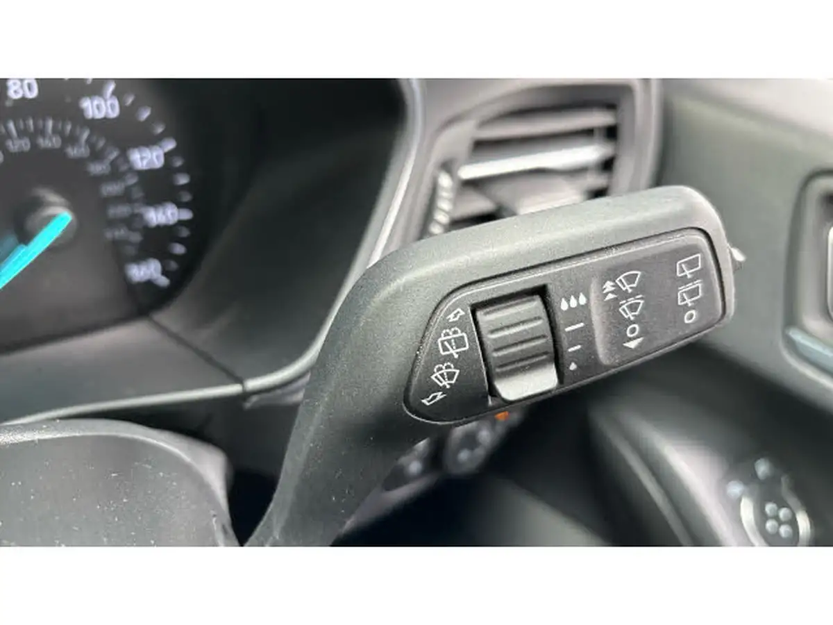 2019-ford-focus-10t-active-x-hatchback-big-31