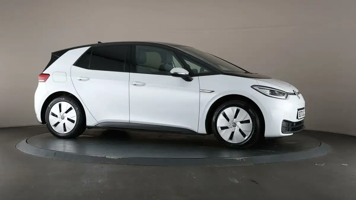 2020-volkswagen-id3-e-business-big-50